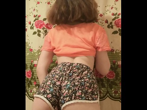 ❤️ Seksīga jauna skaistule izģērbjas no šortiem kamerā ️  Sekss pie mums lv.fullpornercom.ru ❌