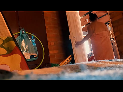 ❤️ Mans tēvocis seko man līdzi dušā, viņš mani drāž, kamēr es eju dušā. ️  Sekss pie mums lv.fullpornercom.ru ❌