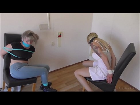 ❤️ Atkarīga / sasietas un ar aizliktām mutēm / damsel in distress ️  Sekss pie mums lv.fullpornercom.ru ❌