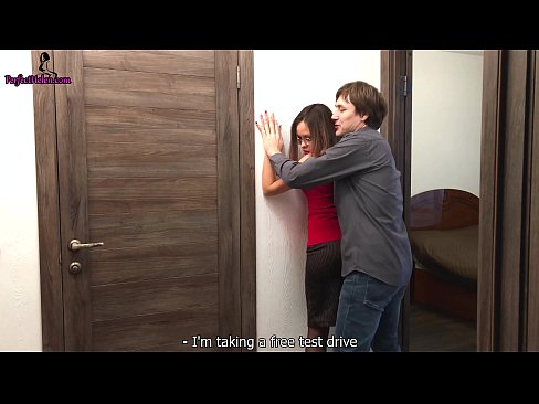 ❤️ Seksuāla nekustamo īpašumu pārstāve jutekliski džerkstina savu pīli un drāž, pārdodot savu dzīvokli - Krempai ️  Sekss pie mums lv.fullpornercom.ru ❌